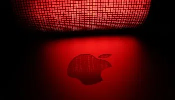 Пользователей Apple на протяжении 2 лет подвергались вирусным атакам